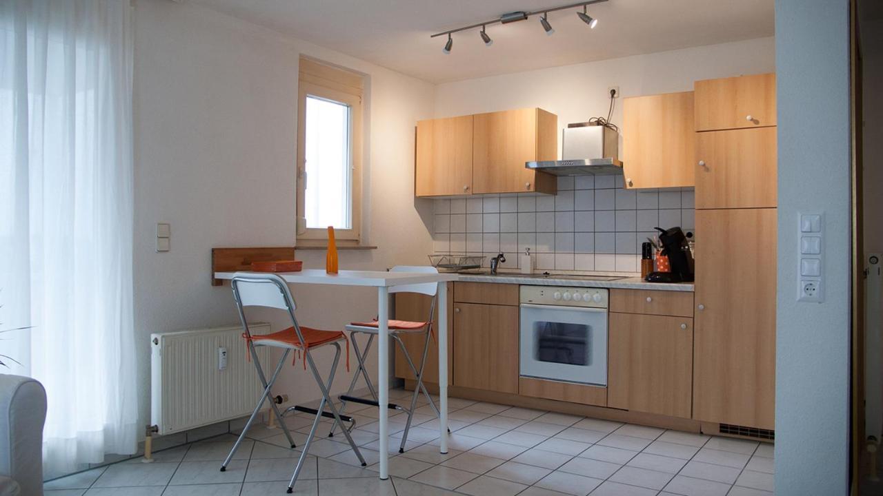 Gemuetliche Wohnung Mit Sonniger Terrasse Bietigheim-Bissingen Exteriör bild