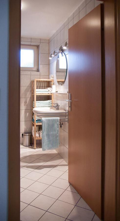 Gemuetliche Wohnung Mit Sonniger Terrasse Bietigheim-Bissingen Exteriör bild